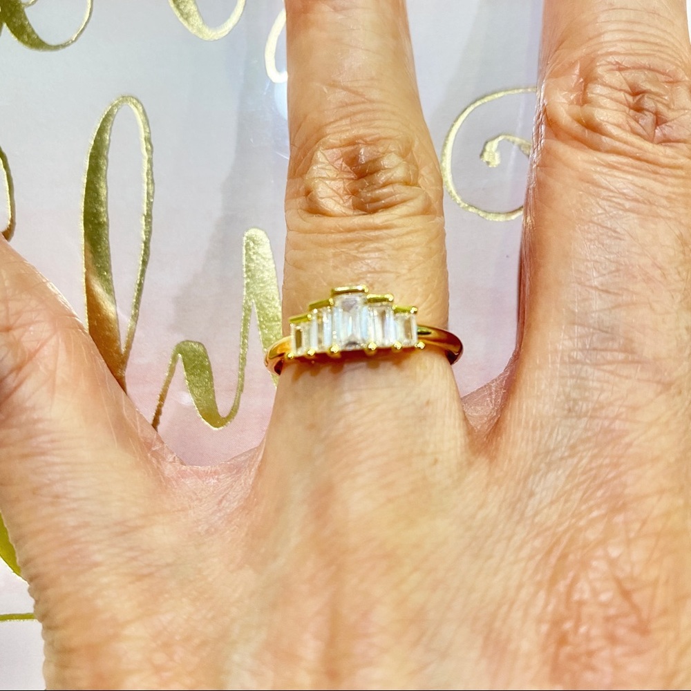Baguette Pyramid Gold Asymmetrical Crystal Ring - Picture 2 of 3